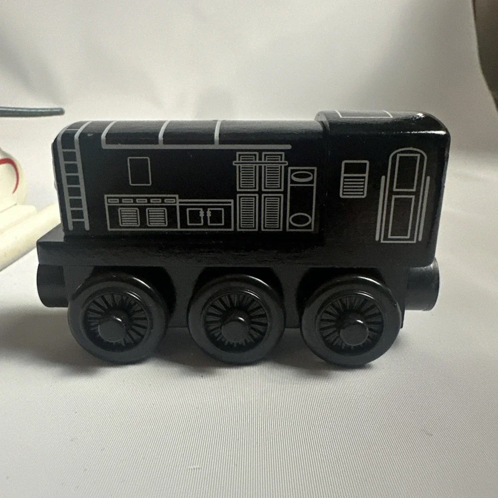 Thomas & Friends Wooden Train Set Lot Harold Thumper Diesel Madge Good Condition